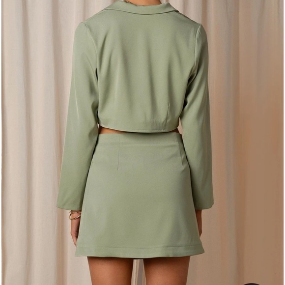 Peppermayo blazer and skirt - Picture 4 of 4